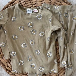 Zara Daisy Set